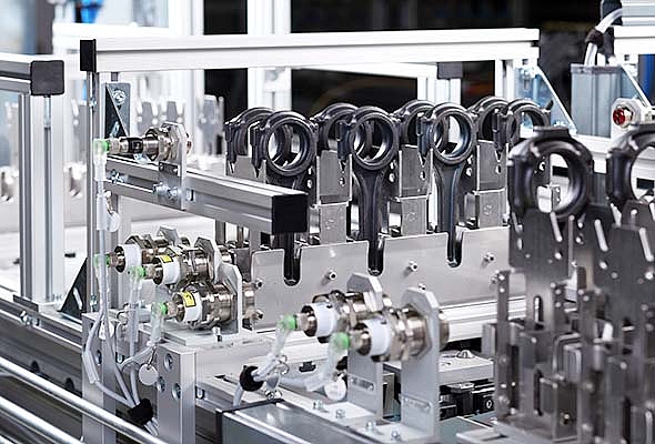Flexible Pleuelautomation